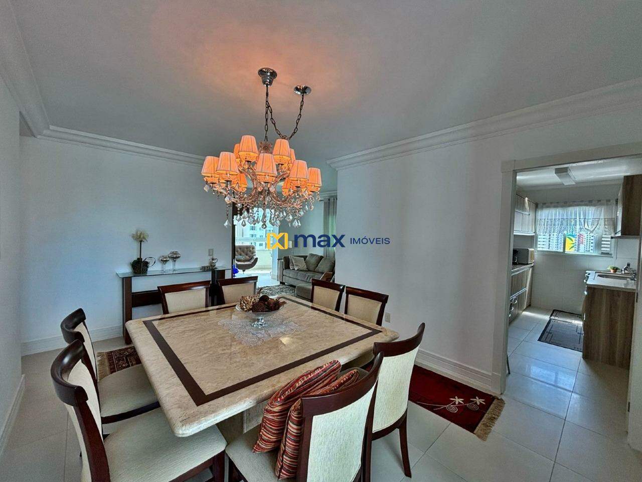 Apartamento à venda no Centro: sala de jantar