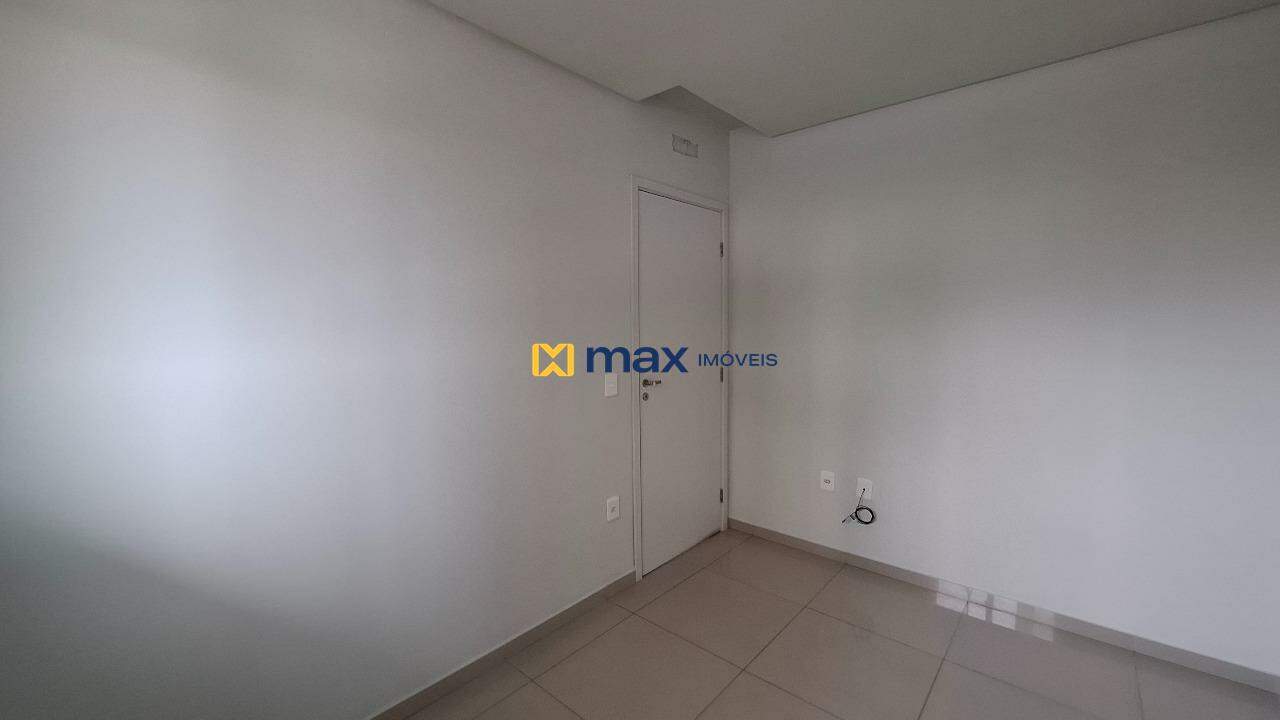 Apartamento à venda no Cordeiros: Quarto 1
