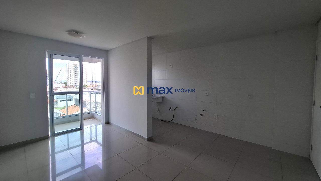 Apartamento à venda no Cordeiros: Living integrado