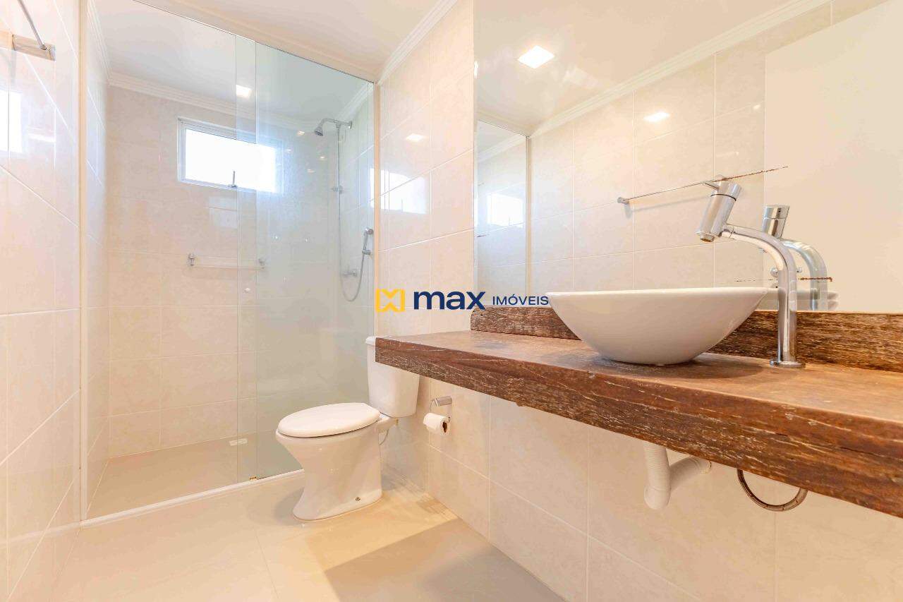 Apartamento à venda no Gravatá: Banheiro social 