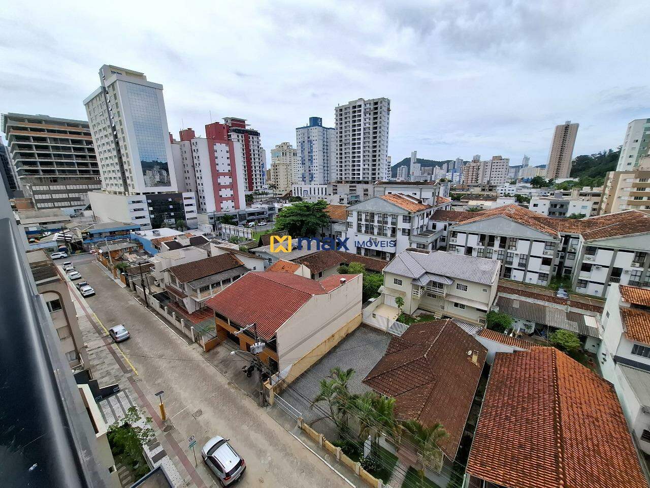 Apartamento para aluguel no Centro: Vista Sacada
