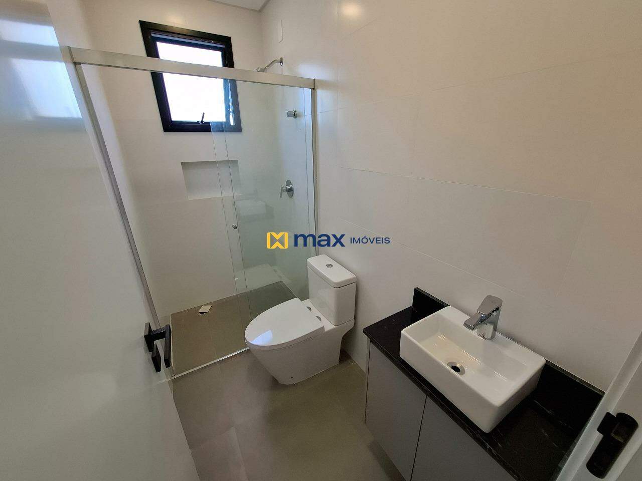 Apartamento para aluguel no Centro: Banheiro Social