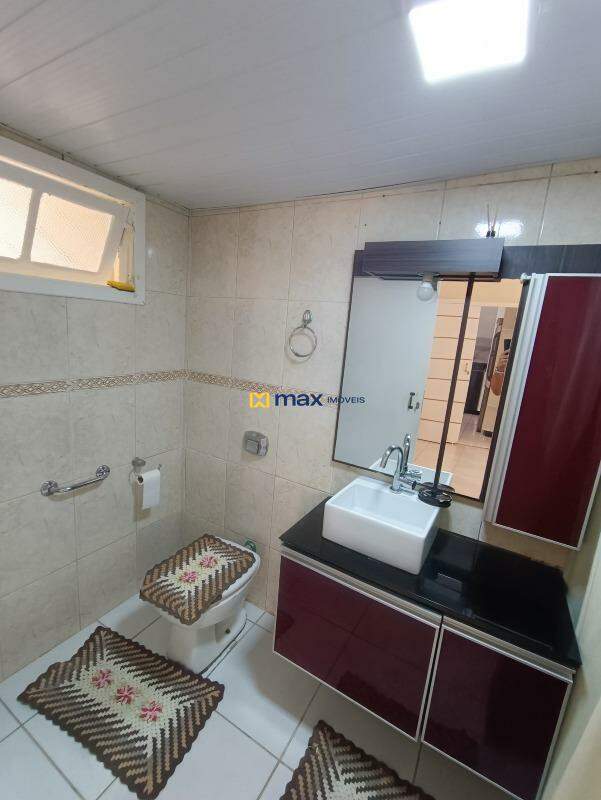 Casa à venda no Centro: 