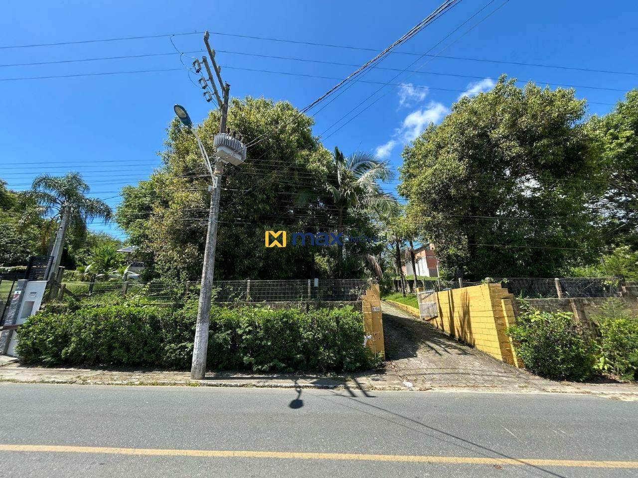 Casa à venda no Armação de Itapocoroy: Fachada