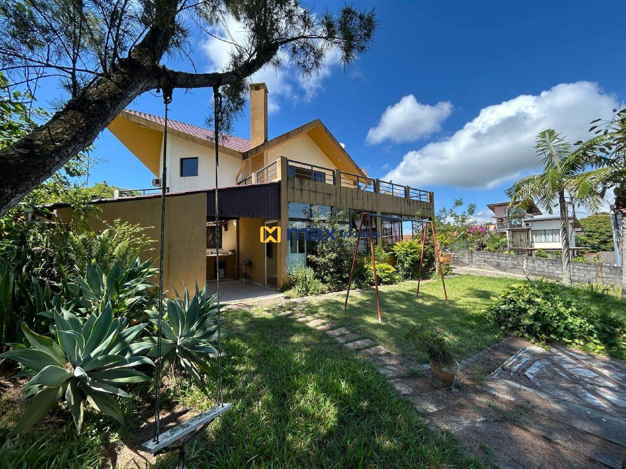 Casa à venda no Armação de Itapocoroy: 
