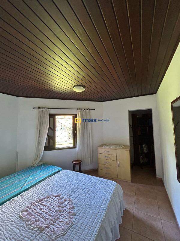 Casa à venda no Armação de Itapocoroy: Dormitório (térreo)