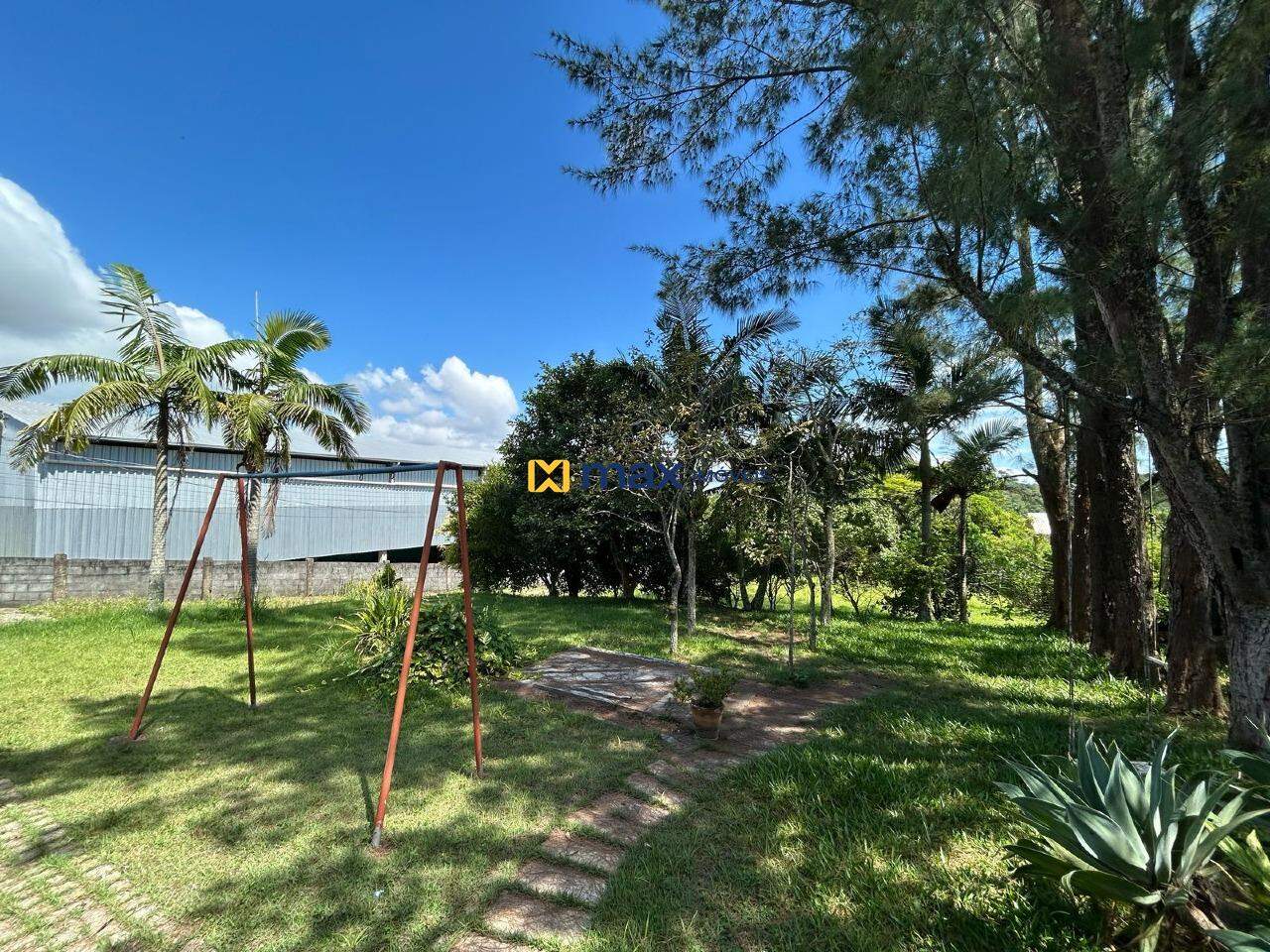 Terreno à venda no Armação Itapocoroy: 