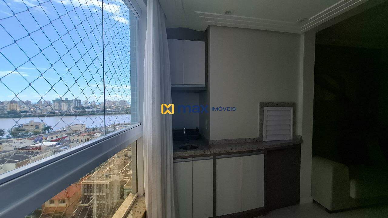 Apartamento à venda no Centro: Churrasqueira