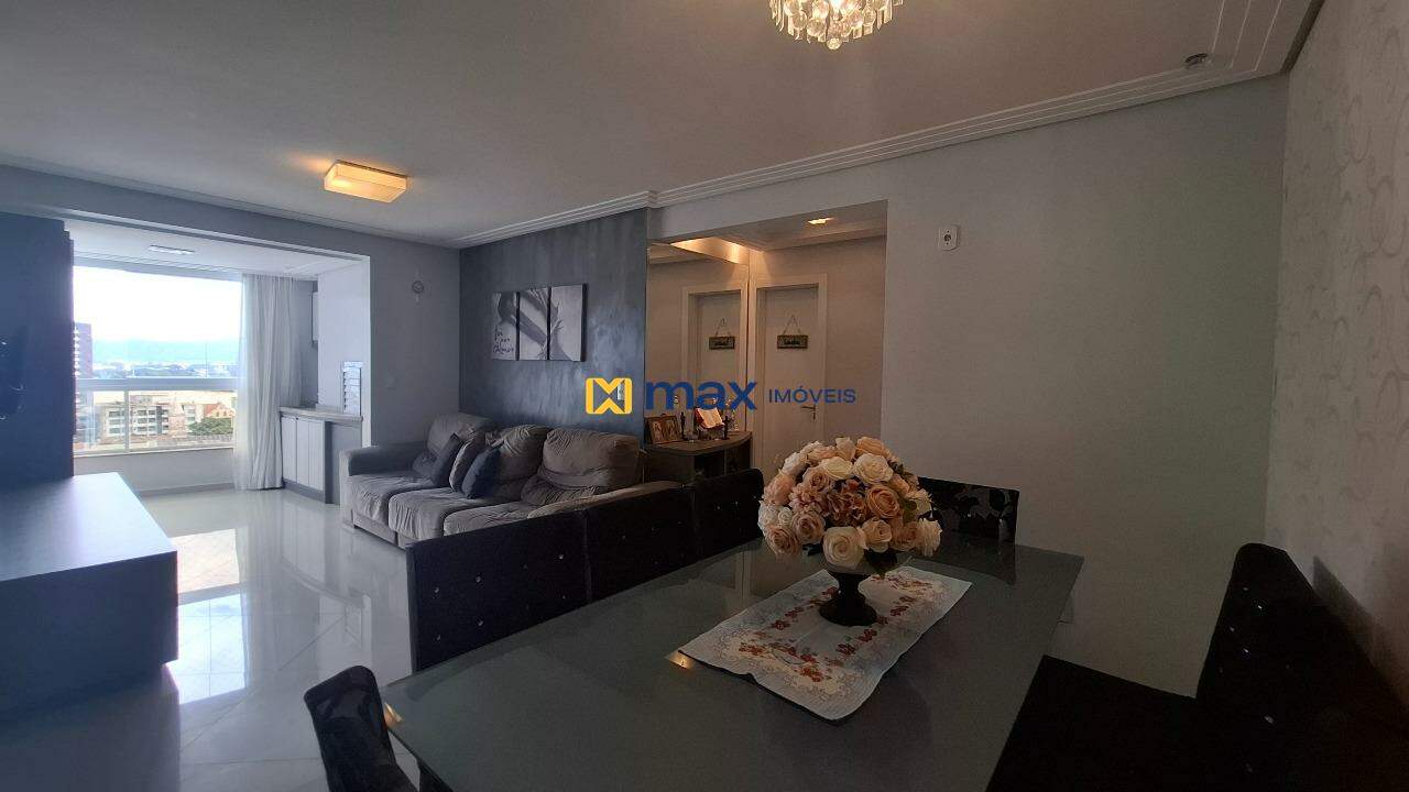 Apartamento à venda no Centro: Living integrado