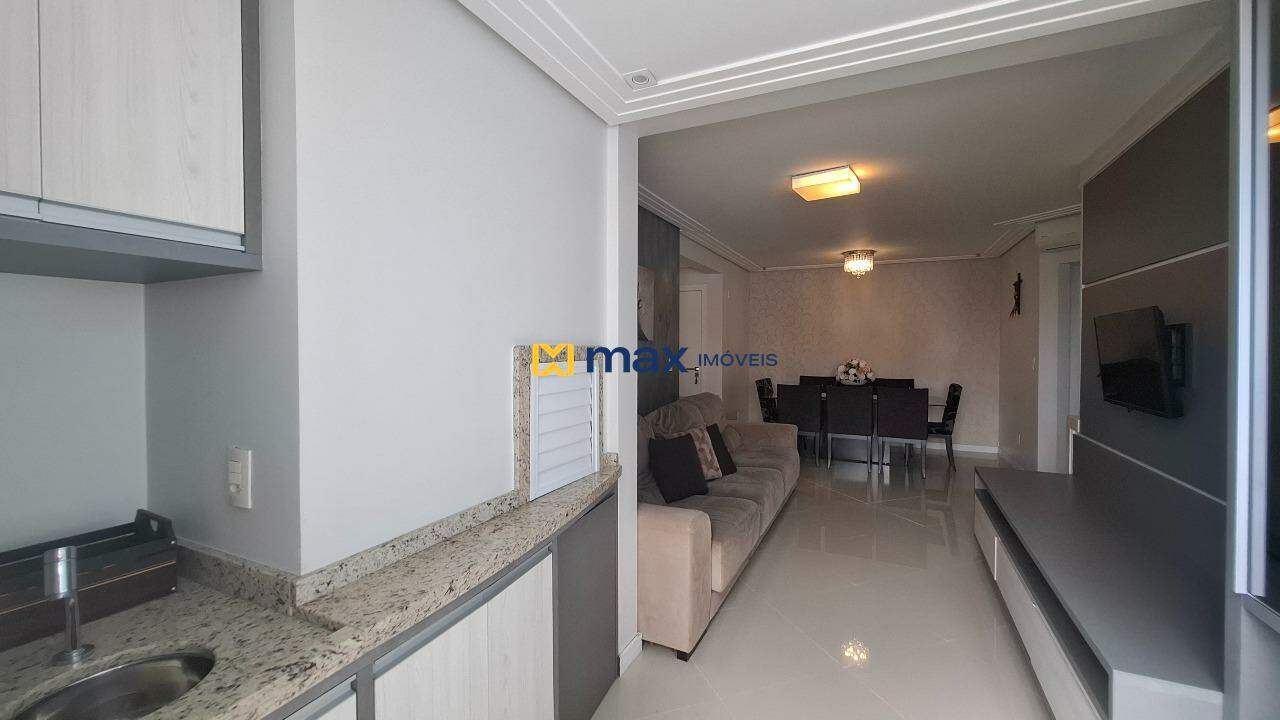Apartamento à venda no Centro: Living integrado