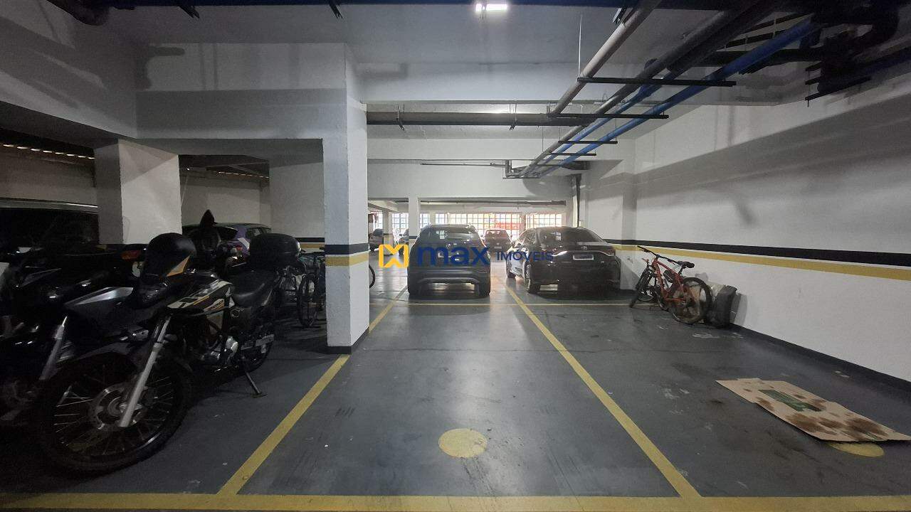 Apartamento à venda no Centro: Vaga de garagem