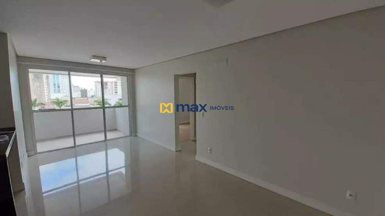 Apartamento à venda no Fazenda: Living integrado
