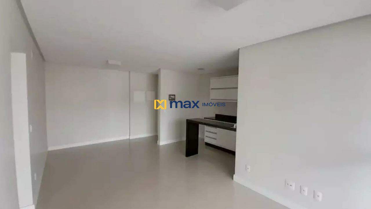 Apartamento à venda no Fazenda: Living integrado