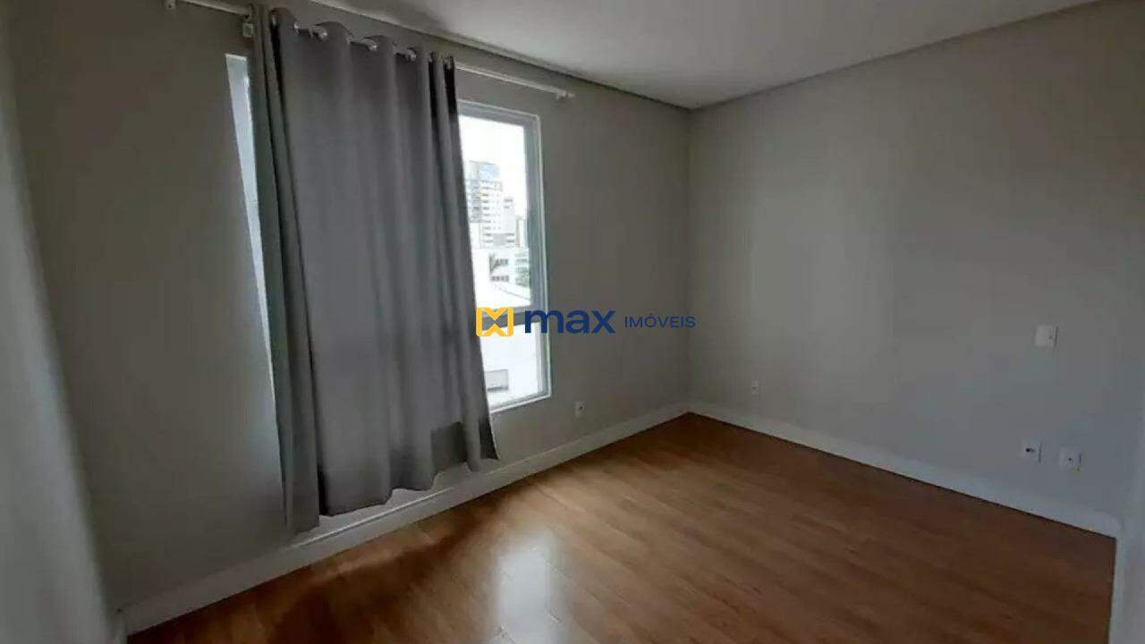Apartamento à venda no Fazenda: Dormitório