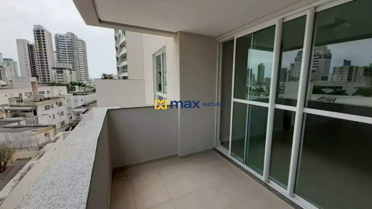 Apartamento à venda no Fazenda: Sacada com churrasqueira