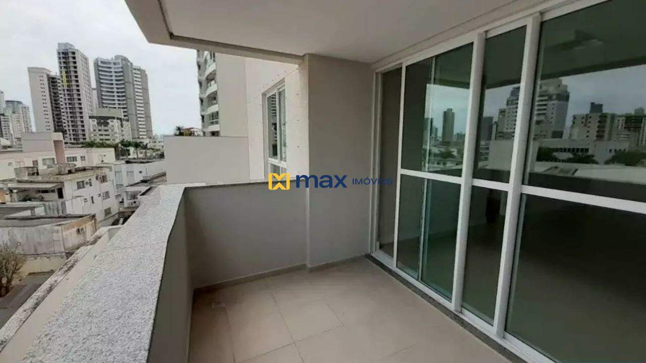 Apartamento à venda no Fazenda: Sacada com churrasqueira