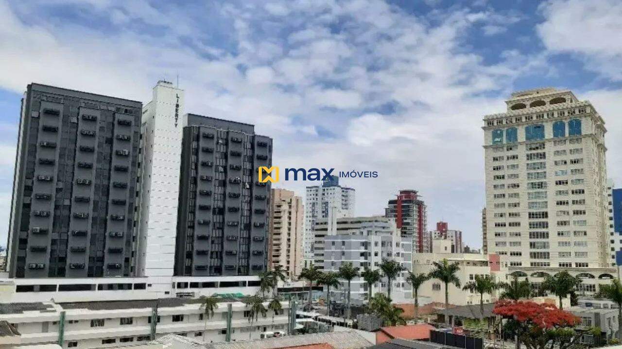 Apartamento à venda no Fazenda: Vista sacada