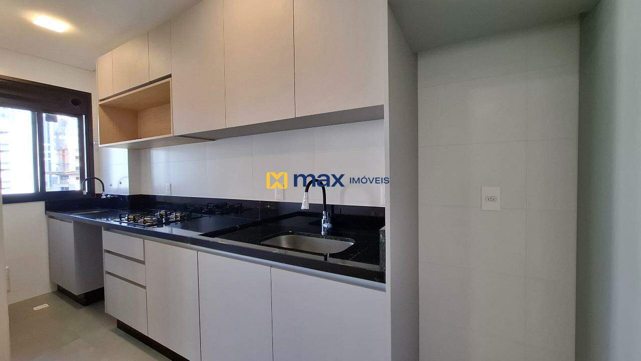 Apartamento para aluguel no Centro: Cozinha/ Lavanderia