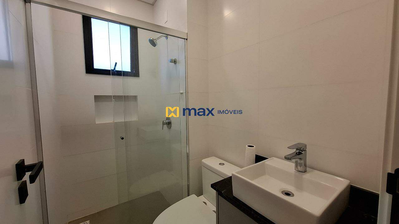 Apartamento para aluguel no Centro: Banheiro Social