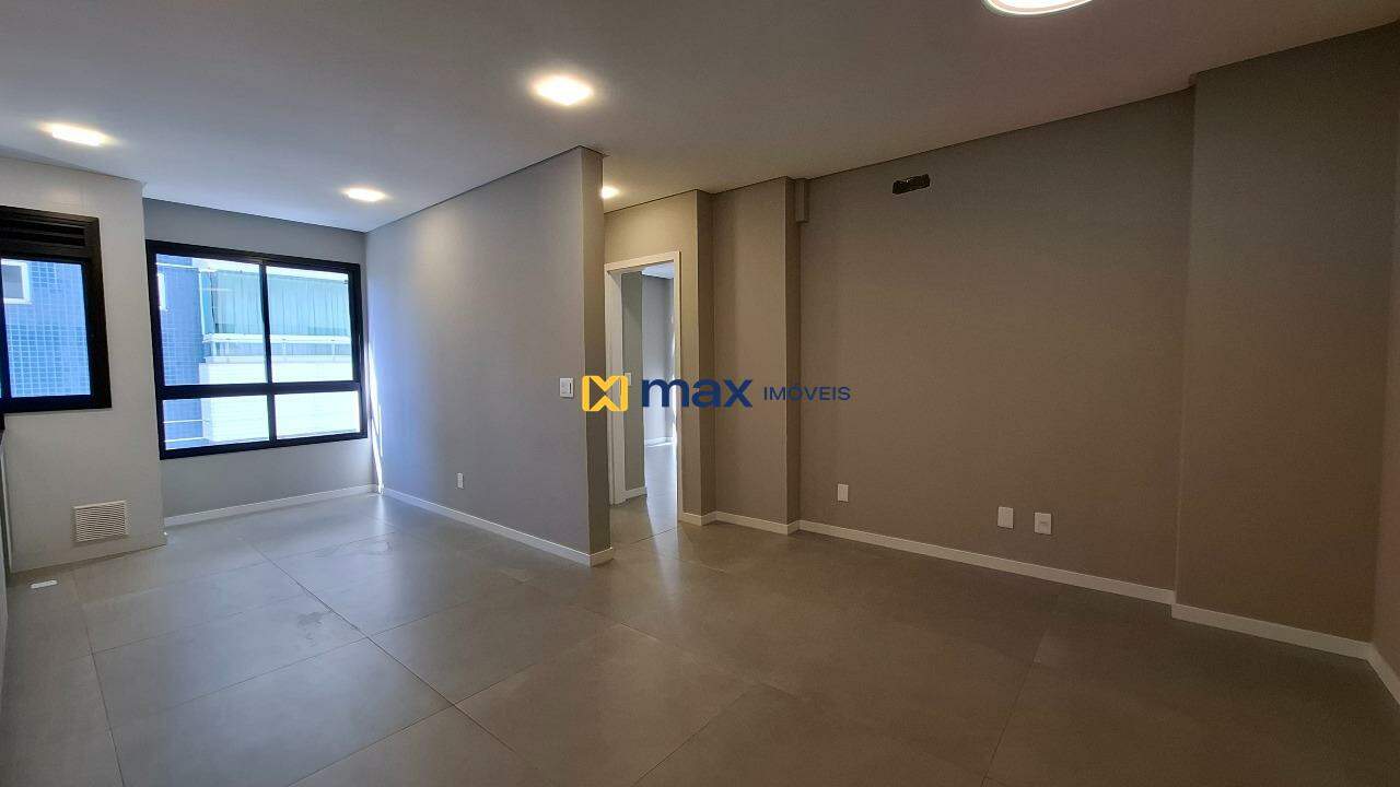 Apartamento para aluguel no Centro: Sala de Estar e Jantar