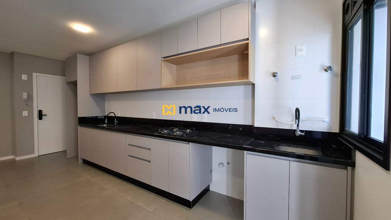 Apartamento para aluguel no Centro: Cozinha/ Lavanderia