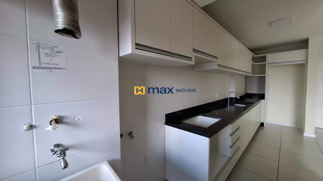 Apartamento para aluguel no Centro: Cozinha/ Lavanderia