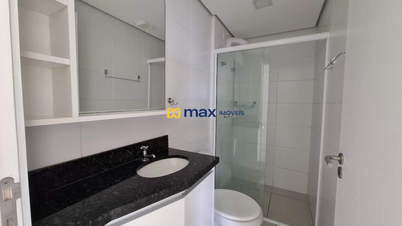 Apartamento para aluguel no Centro: Banheiro Suíte