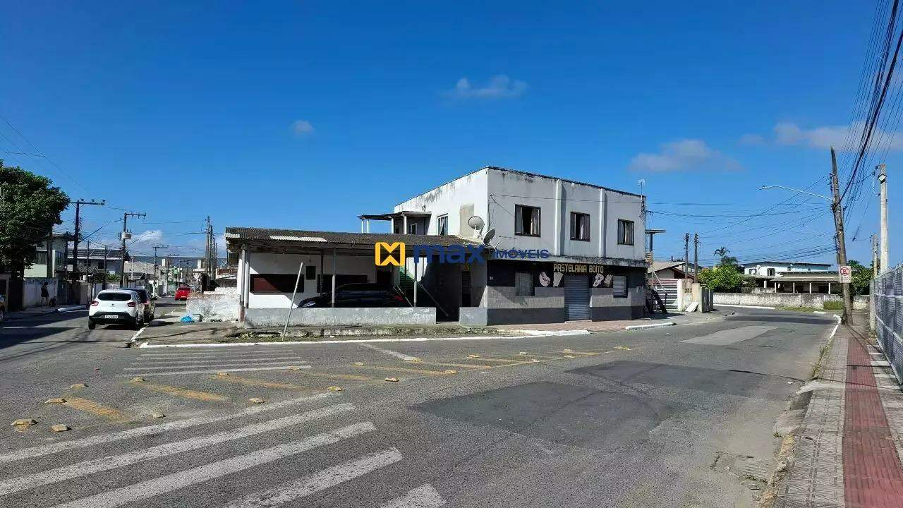 Terreno à venda no Barra do Rio: Terreno