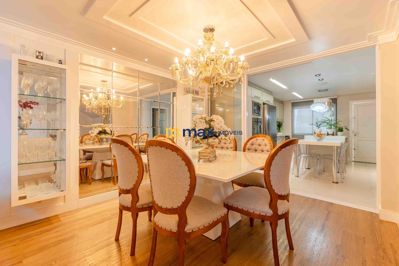 Casa Comercial à venda no Vila Operária: Living integrado