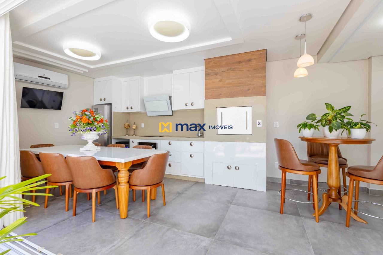 Casa Comercial à venda no Vila Operária: Área de festas