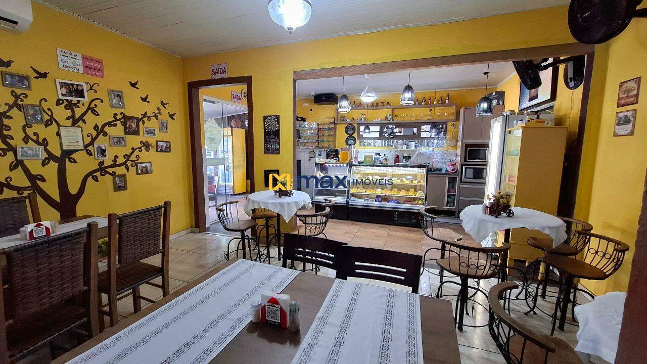 Casa à venda no Centro: Restaurante
