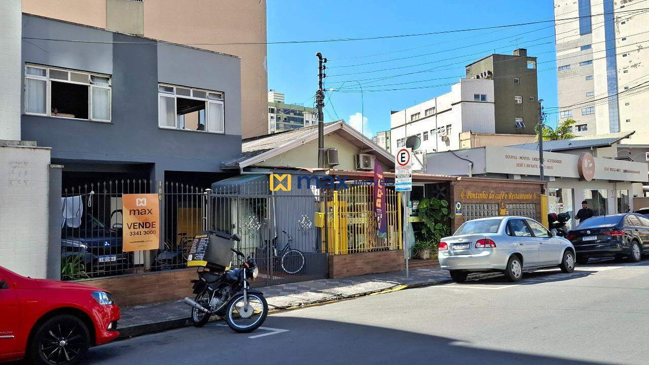 Casa à venda no Centro: Fachada