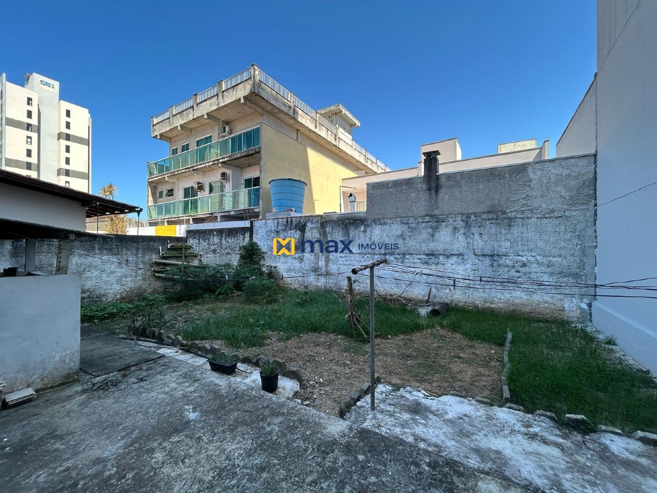 Casa à venda no Centro: 