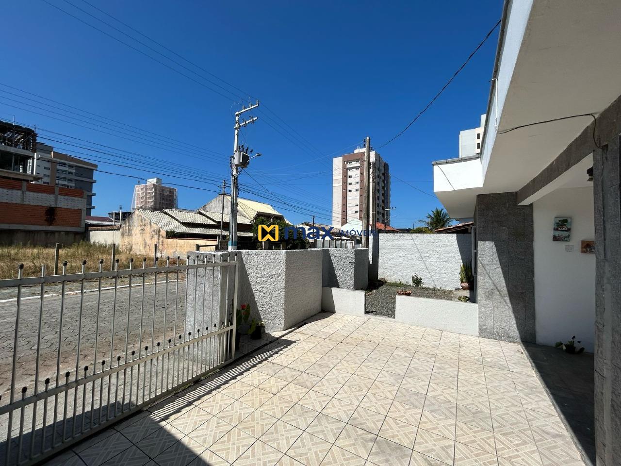 Casa à venda no Centro: 