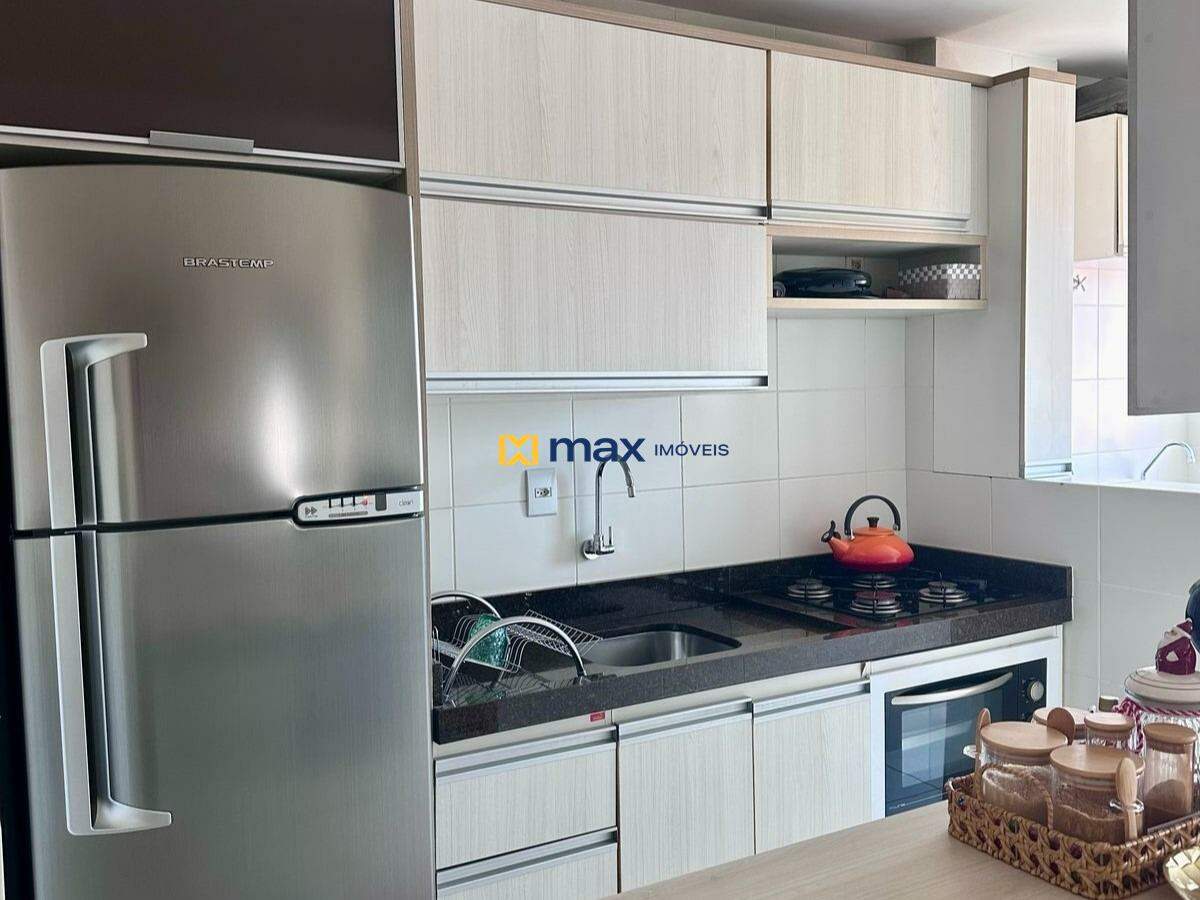 Apartamento à venda no Cordeiros: Cozinha