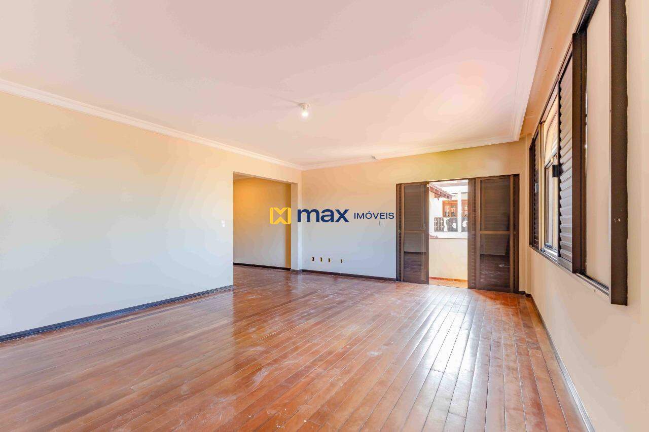 Casa à venda no Cabeçudas: Suíte master