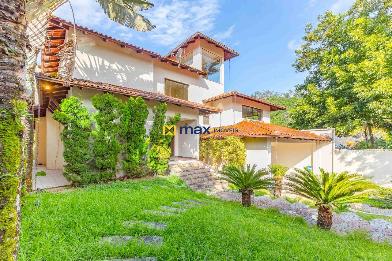 Casa à venda no Cabeçudas: Área externa