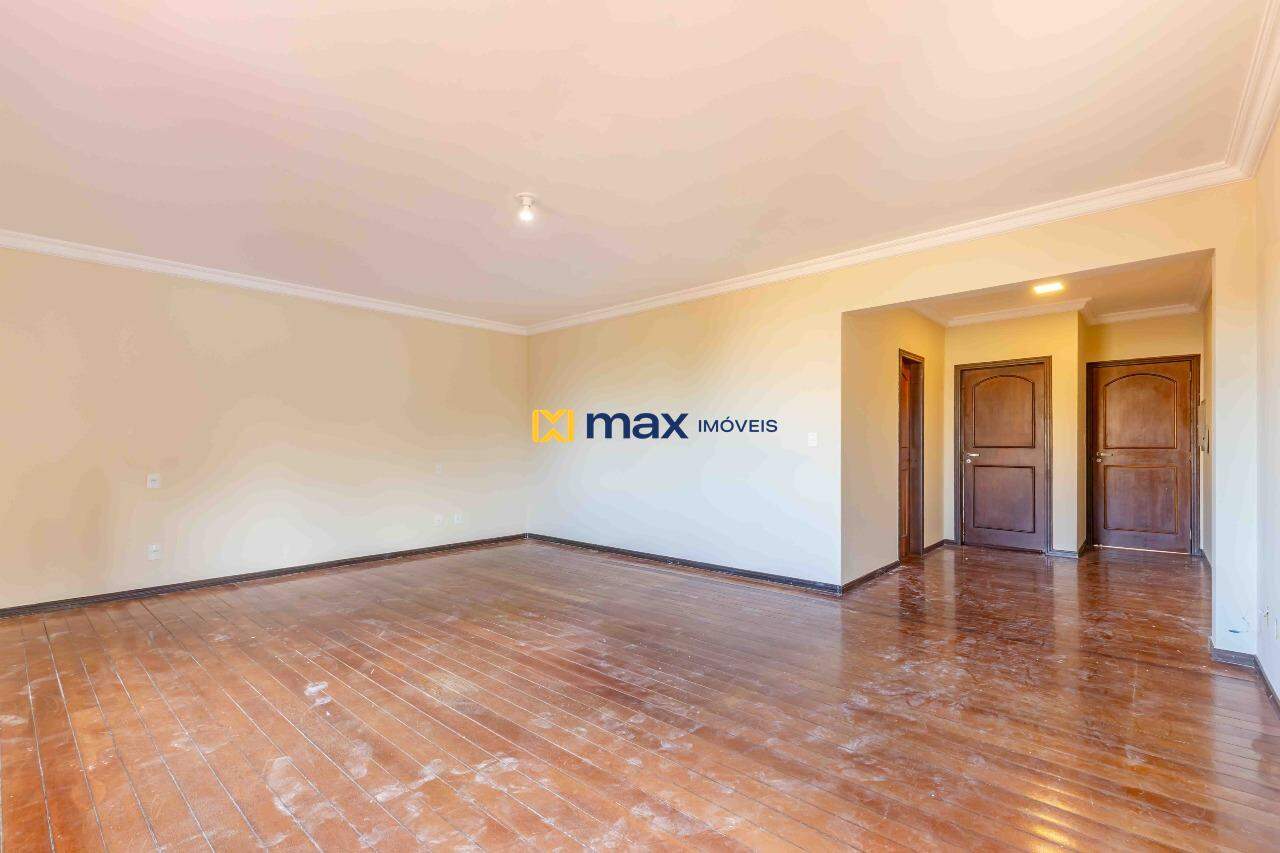 Casa à venda no Cabeçudas: Suíte master