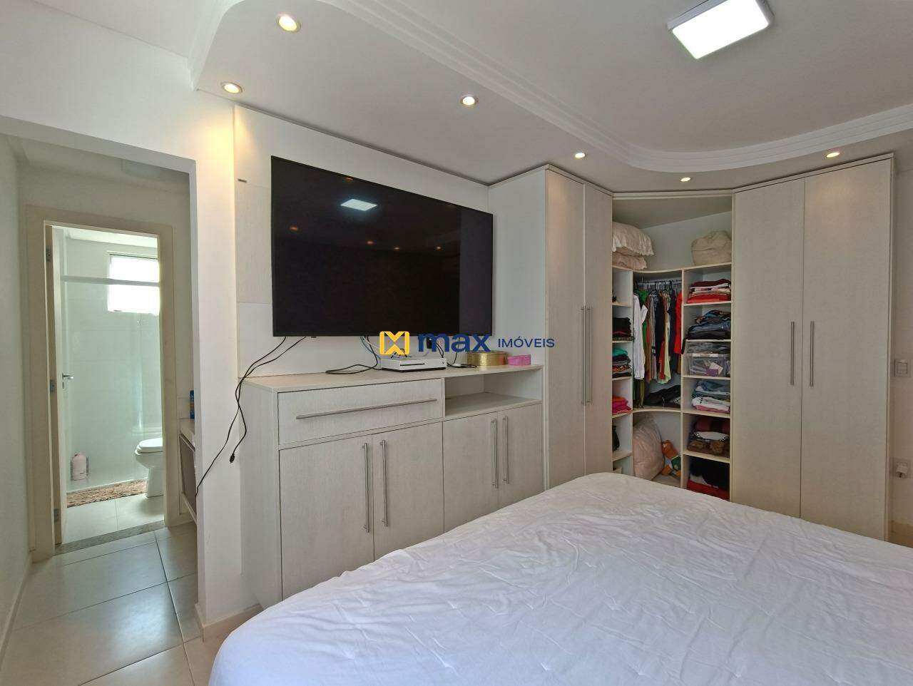 Apartamento à venda no Centro: suíte 01