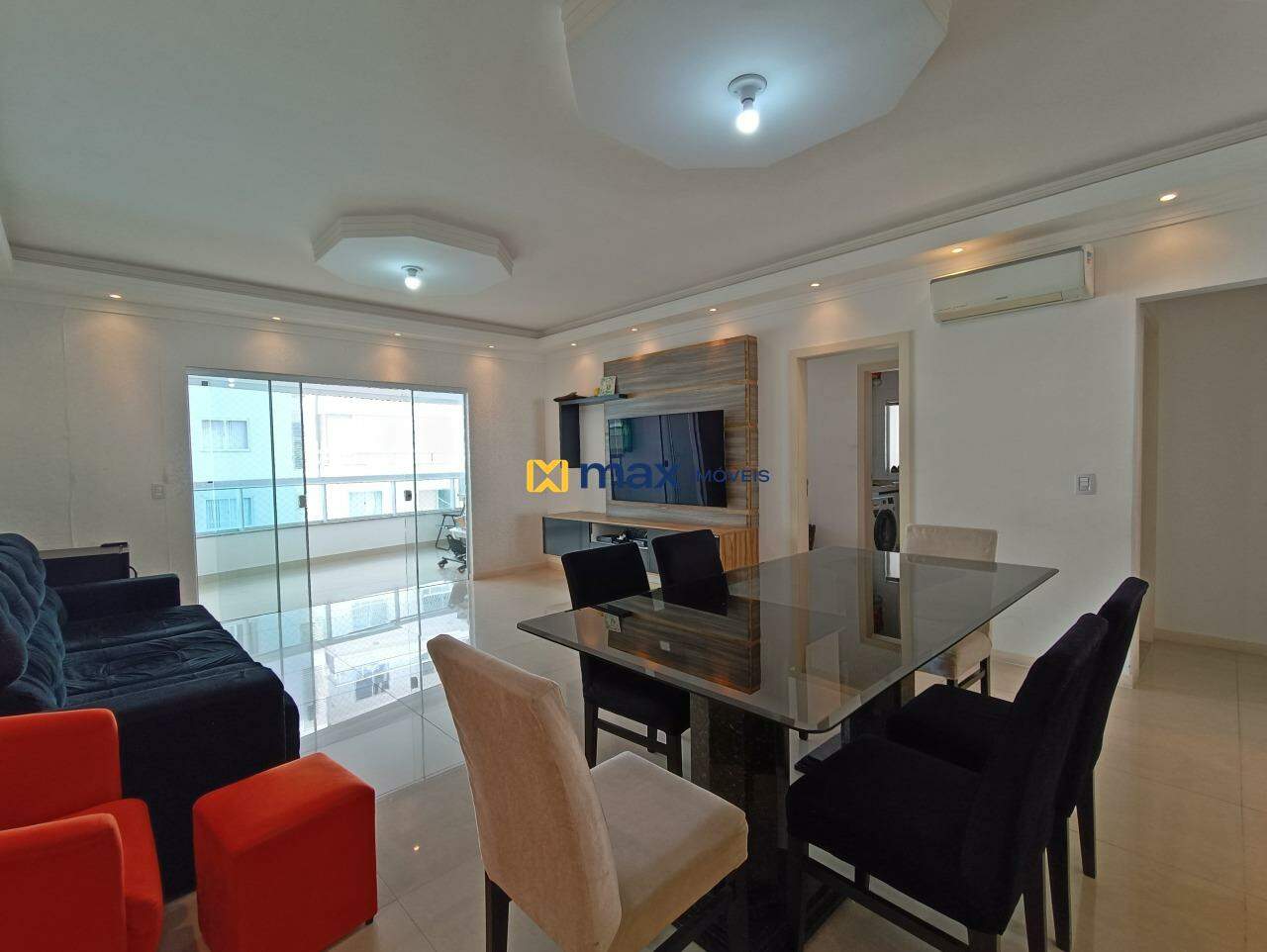 Apartamento à venda no Centro: sala de estar e jantar