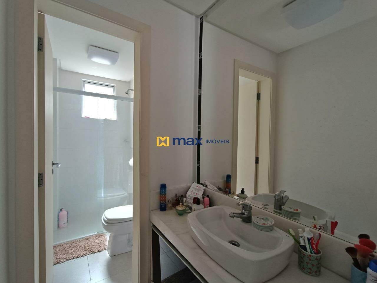 Apartamento à venda no Centro: banheiro suíte 01