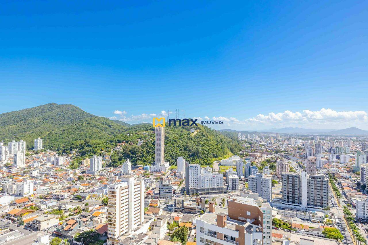 Apartamento à venda no Centro: Vista suíte 3