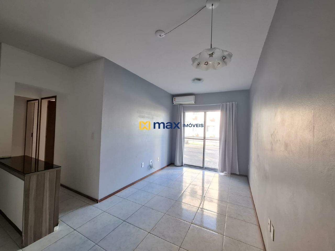 Apartamento para aluguel no Itaipava: Sala