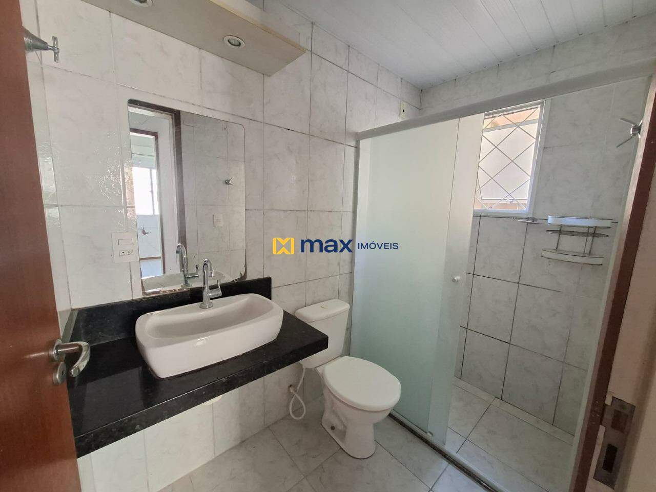 Apartamento para aluguel no Itaipava: Banheiro