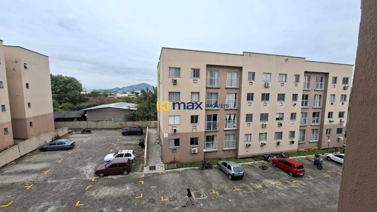 Apartamento para aluguel no Itaipava: Vista da Sala