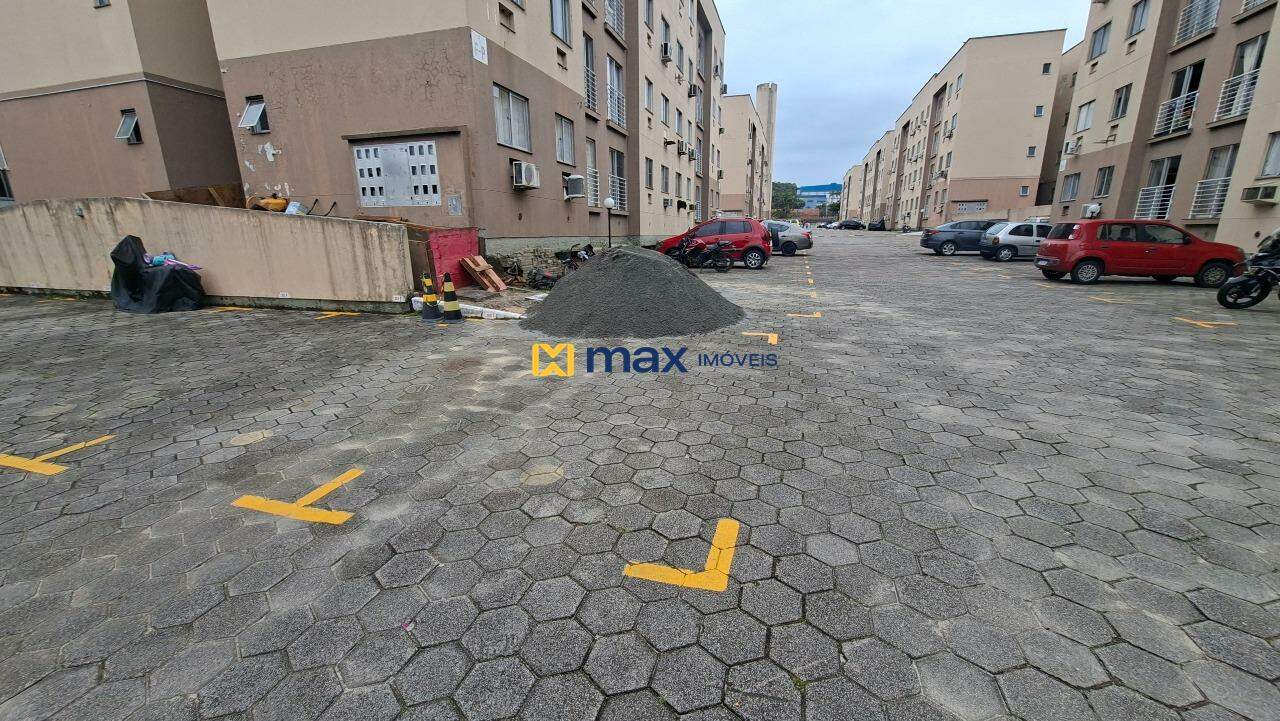 Apartamento para aluguel no Itaipava: Vaga de Garagem