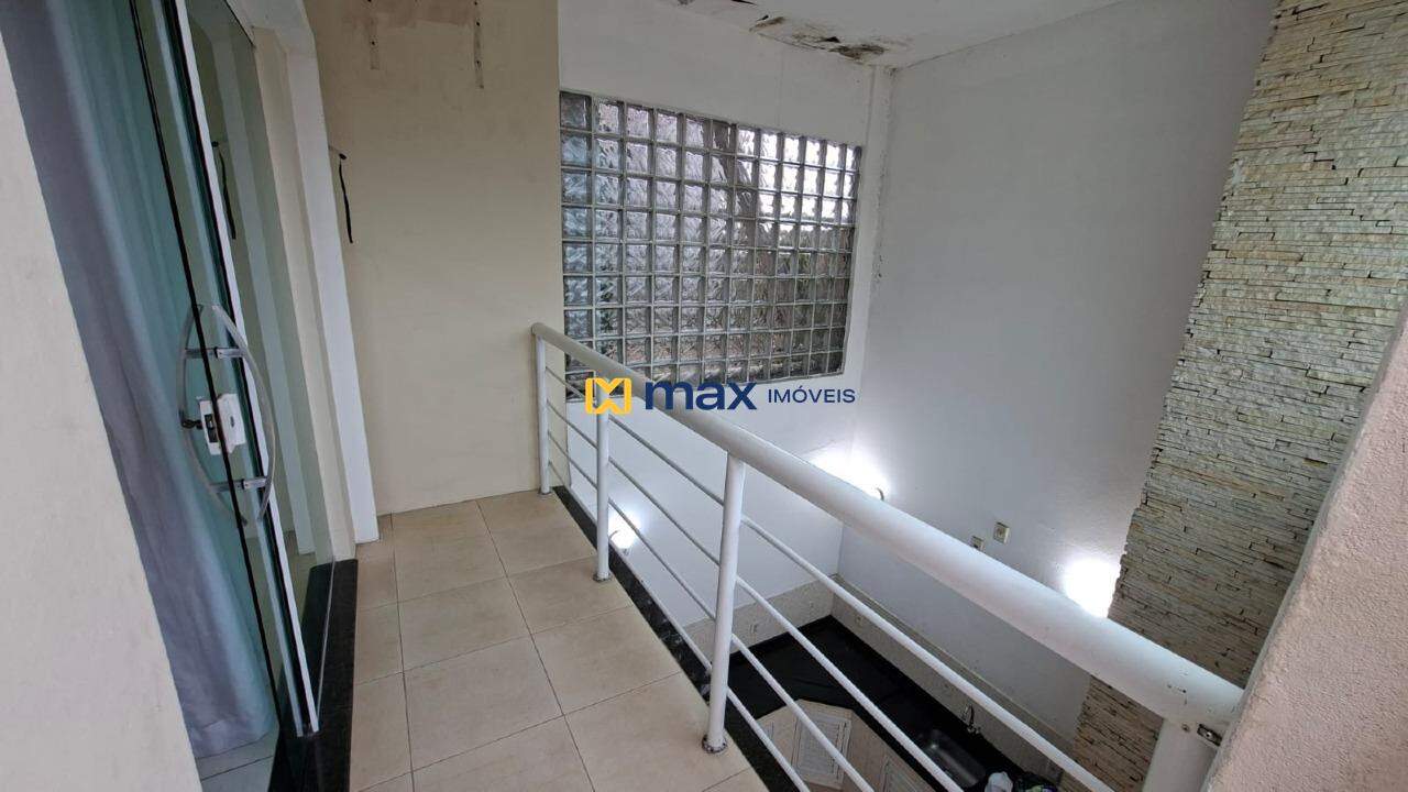 Casa para aluguel no São Vicente: Sacada
