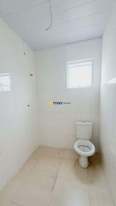 Apartamento à venda no Itaipava: Banheiro social