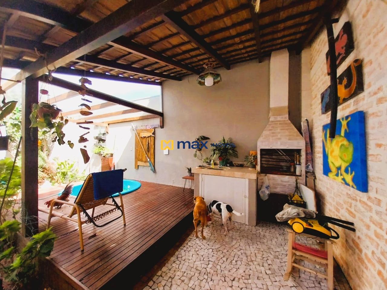 Casa para aluguel no Praia Brava: Área de churrasqueira e jacuzzi