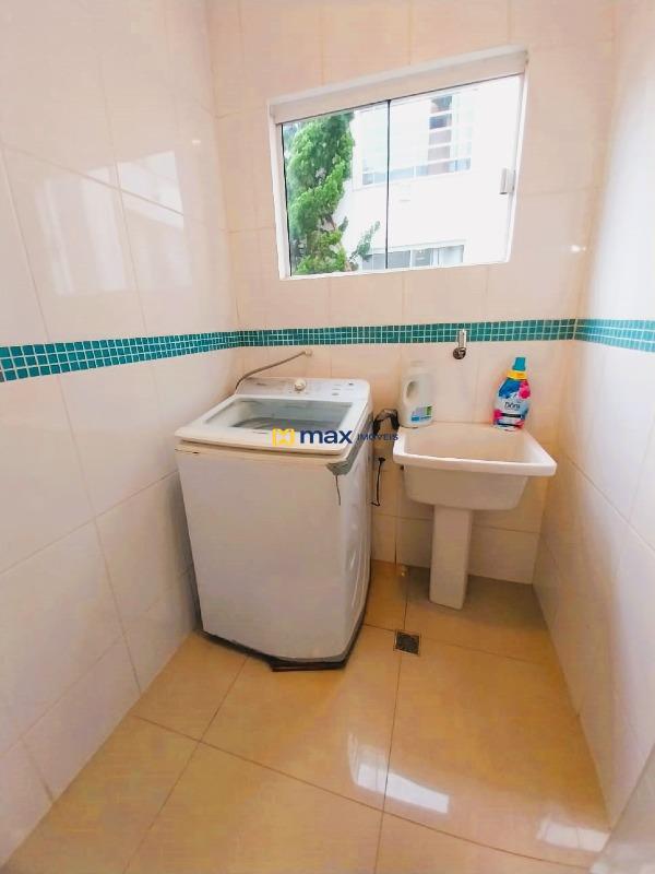 Casa para aluguel no Praia Brava: Lavanderia